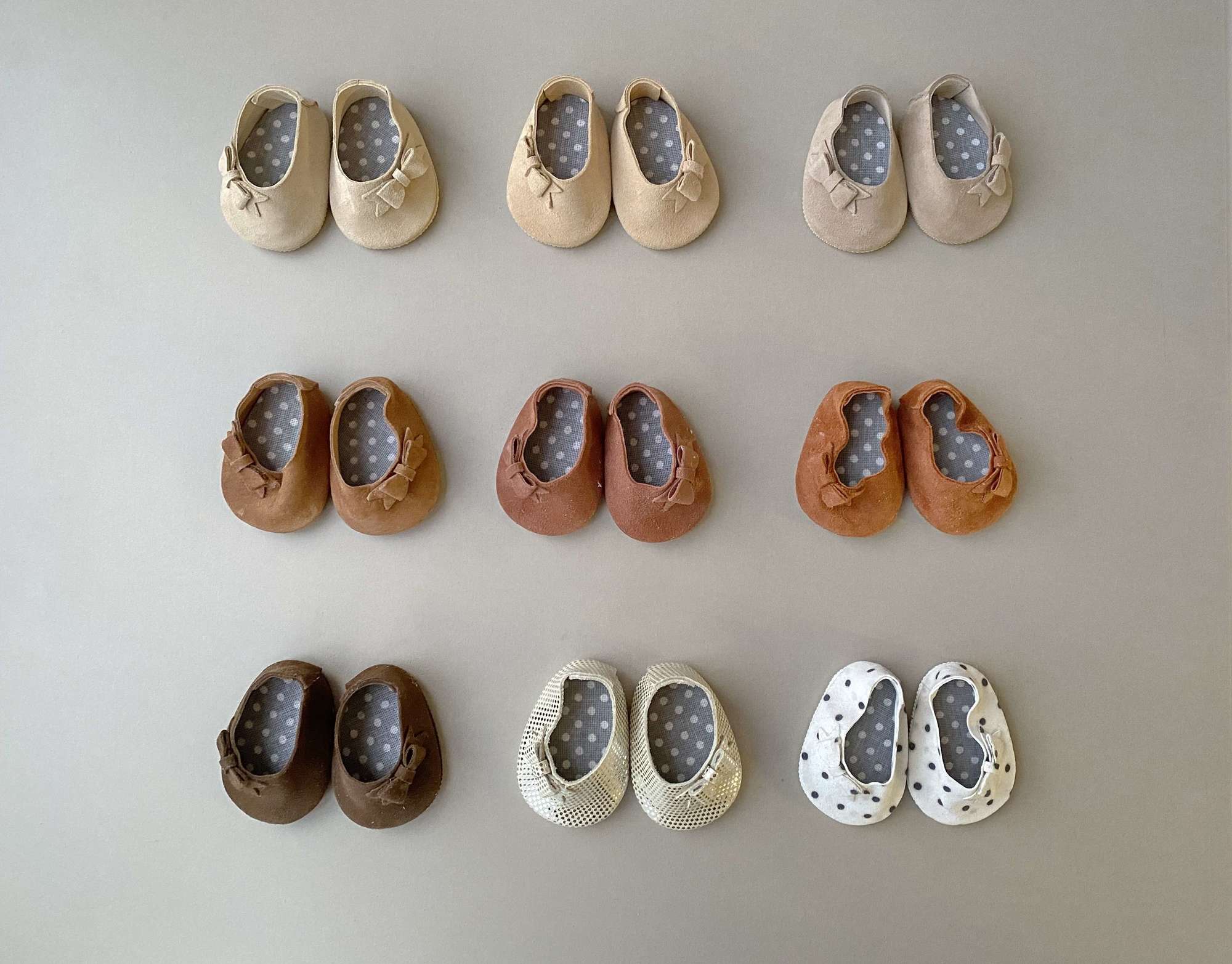 Балетки с бантиком для кукол Paola Reina Gordi, Minikane, Miniland 34-38см (13-15 дюймов)