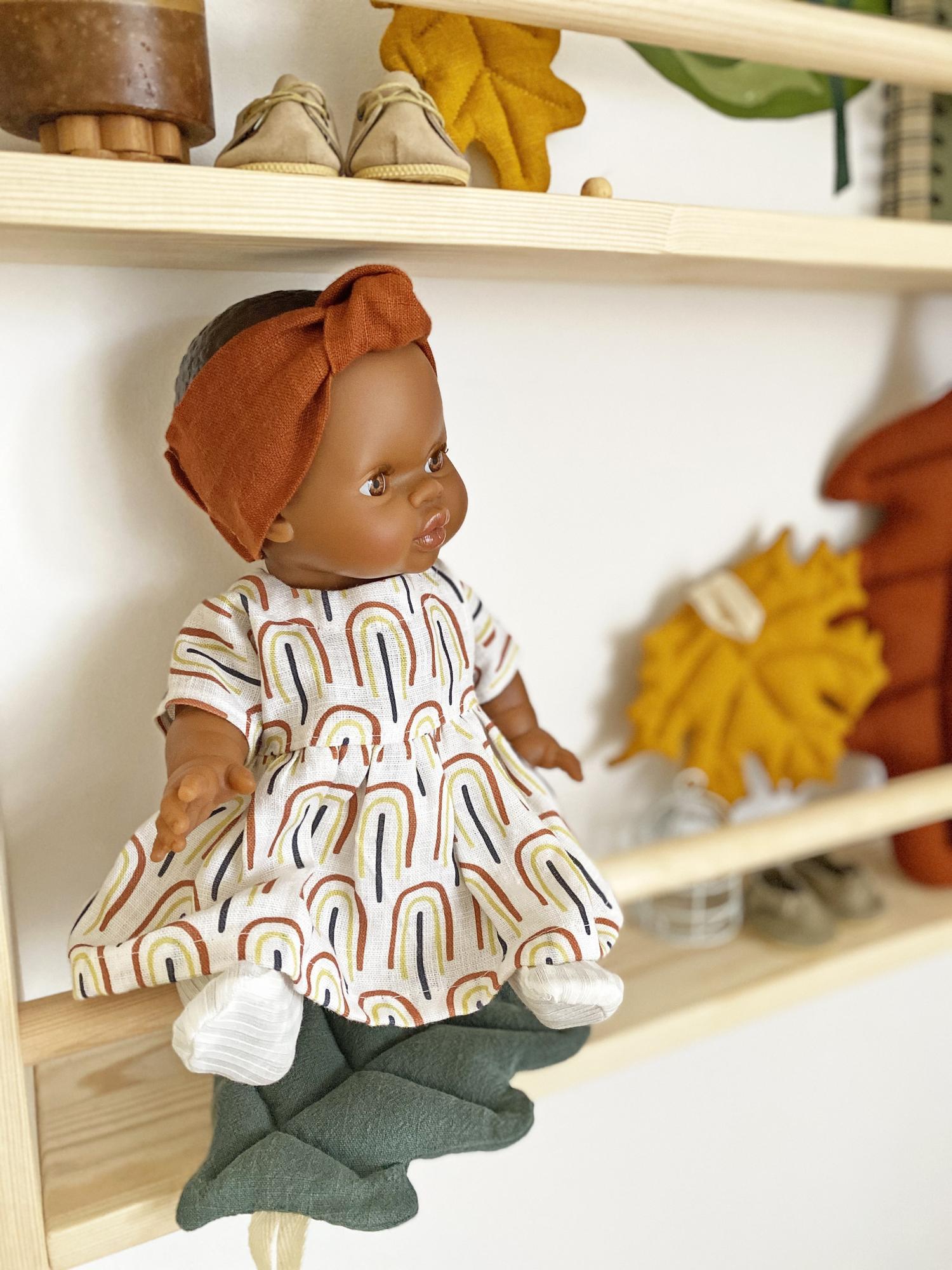 Платье и повязка на голову